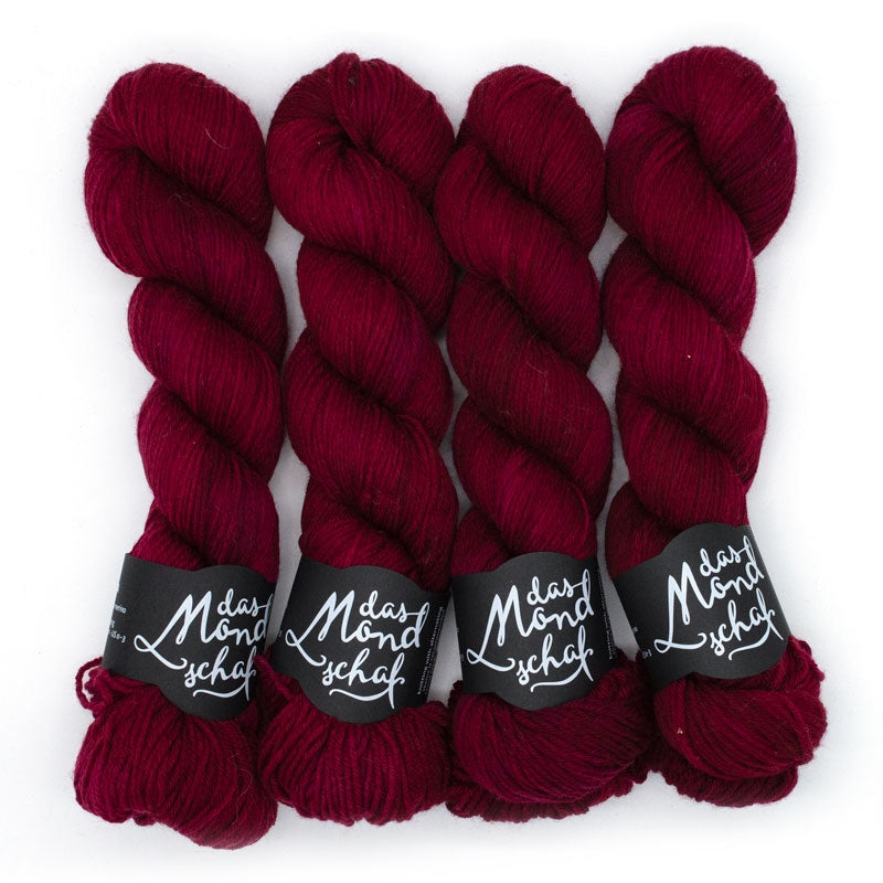 FIRE AND BLOOD - 100g Merino Sport