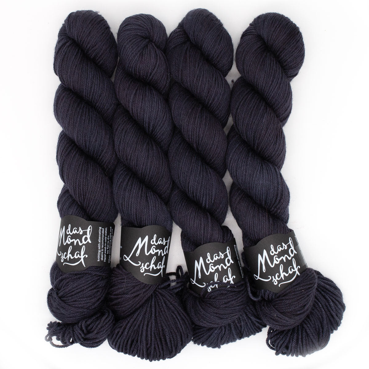 BLACK HOLE - 115g Merino DK