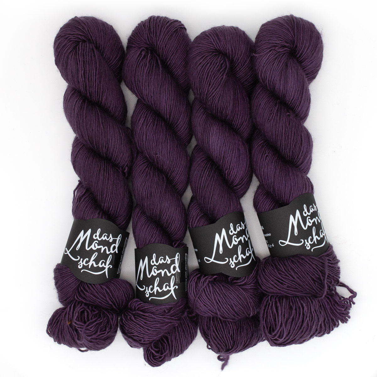 MOMO - 100g Merino Singles