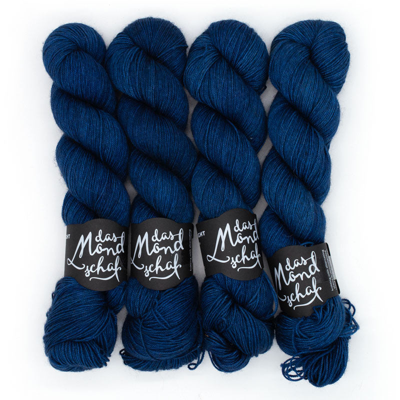 NIGHTMARE ON ELM STREET - 100g Merino Yak Silk Light