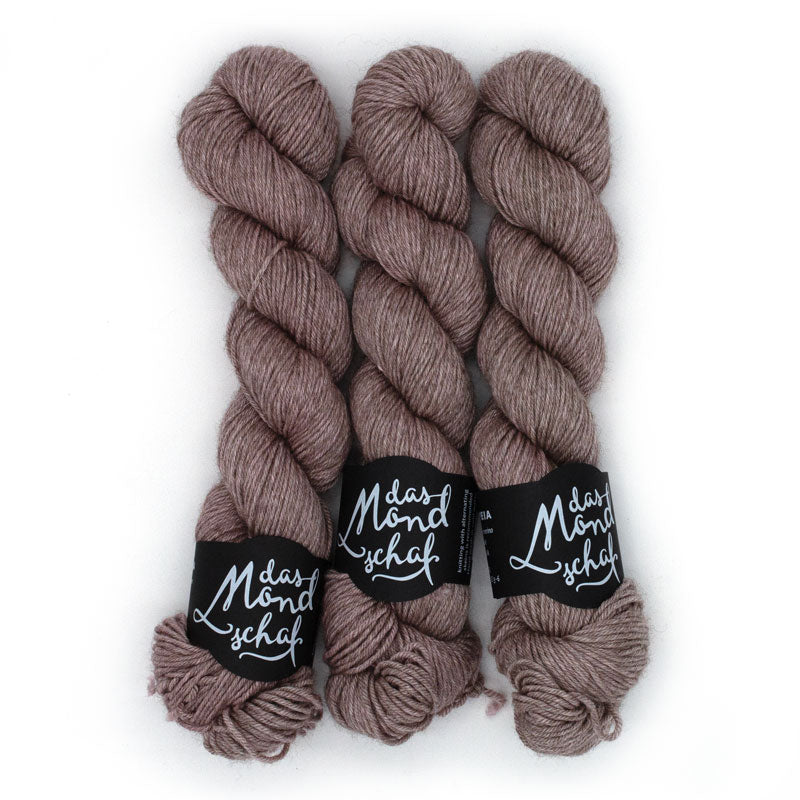 THE SHINING - 100g Merino Yak Silk DK